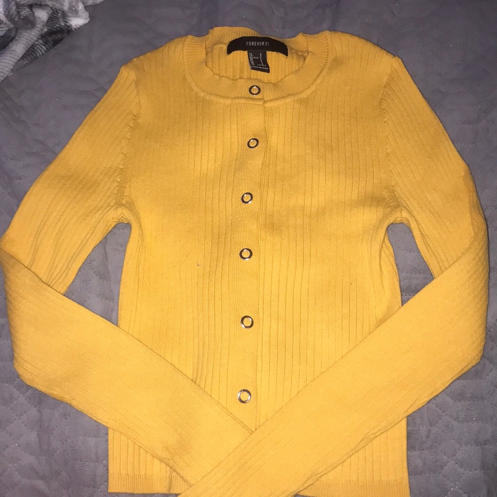 forever 21 cropped button down tee